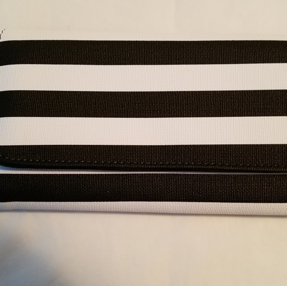 Kut from the Kloth wallet